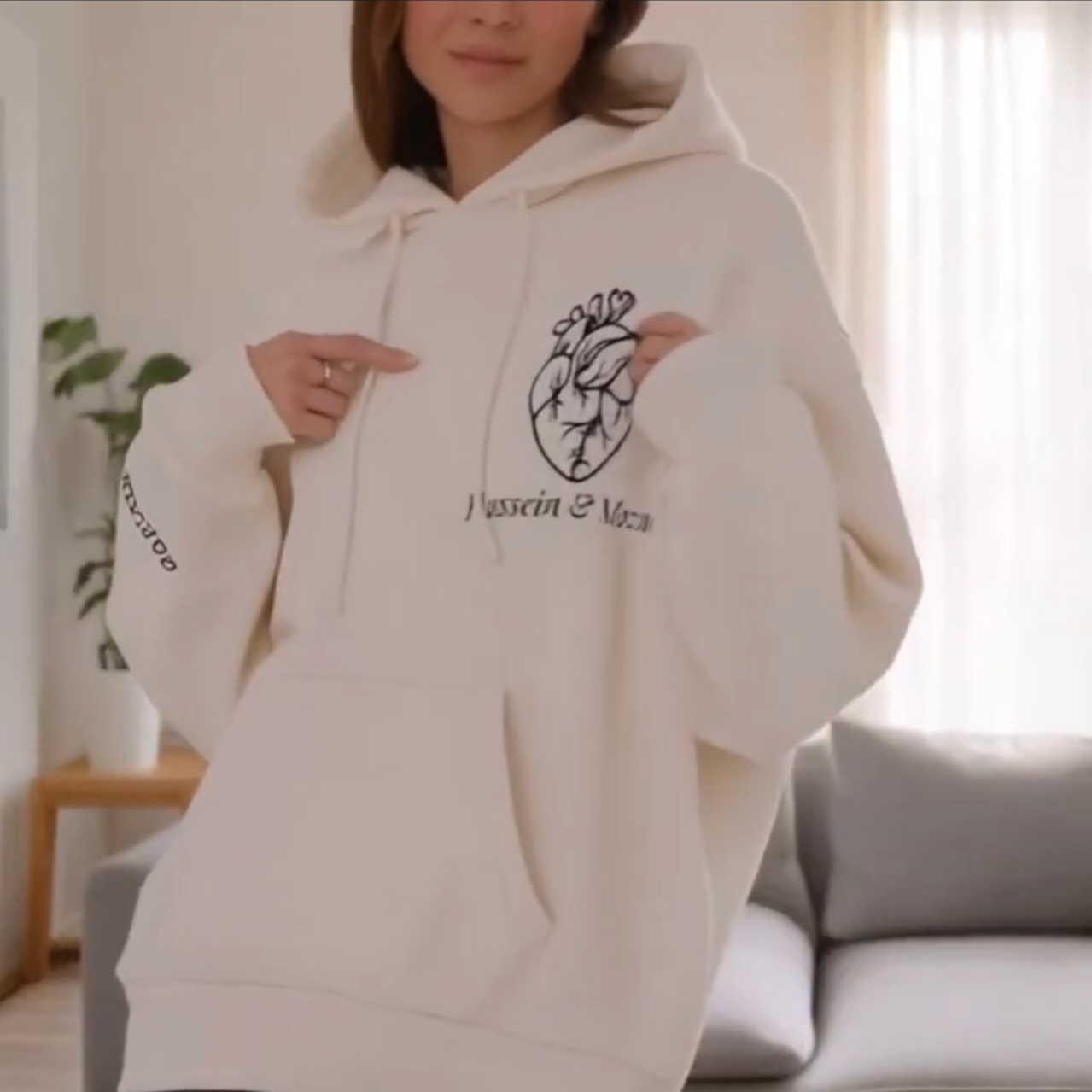 Screenshot_20251005_171426_com_google_android_apps_docs_InternalProjectorActivity_edit_362847648332781 Personalisierter Unisex-Hoodie mit Vinyl-Druck – Dein Stil – Bild 1